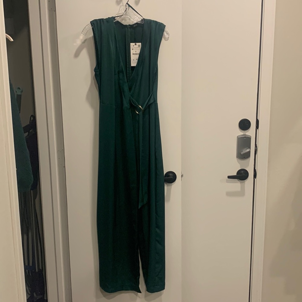 Zara never worn emerald green jumpsuit size Medium